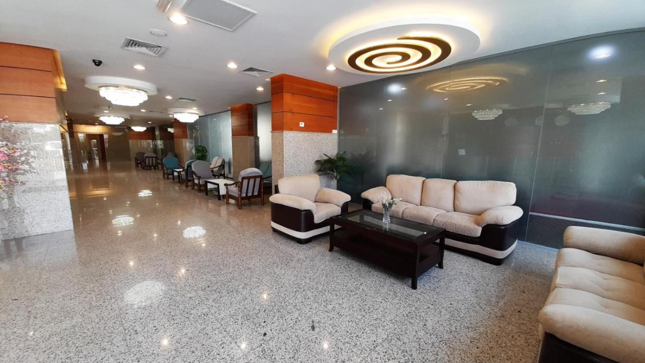 Zodiac Hotel Apartments Fahaheel 科威特 外观 照片