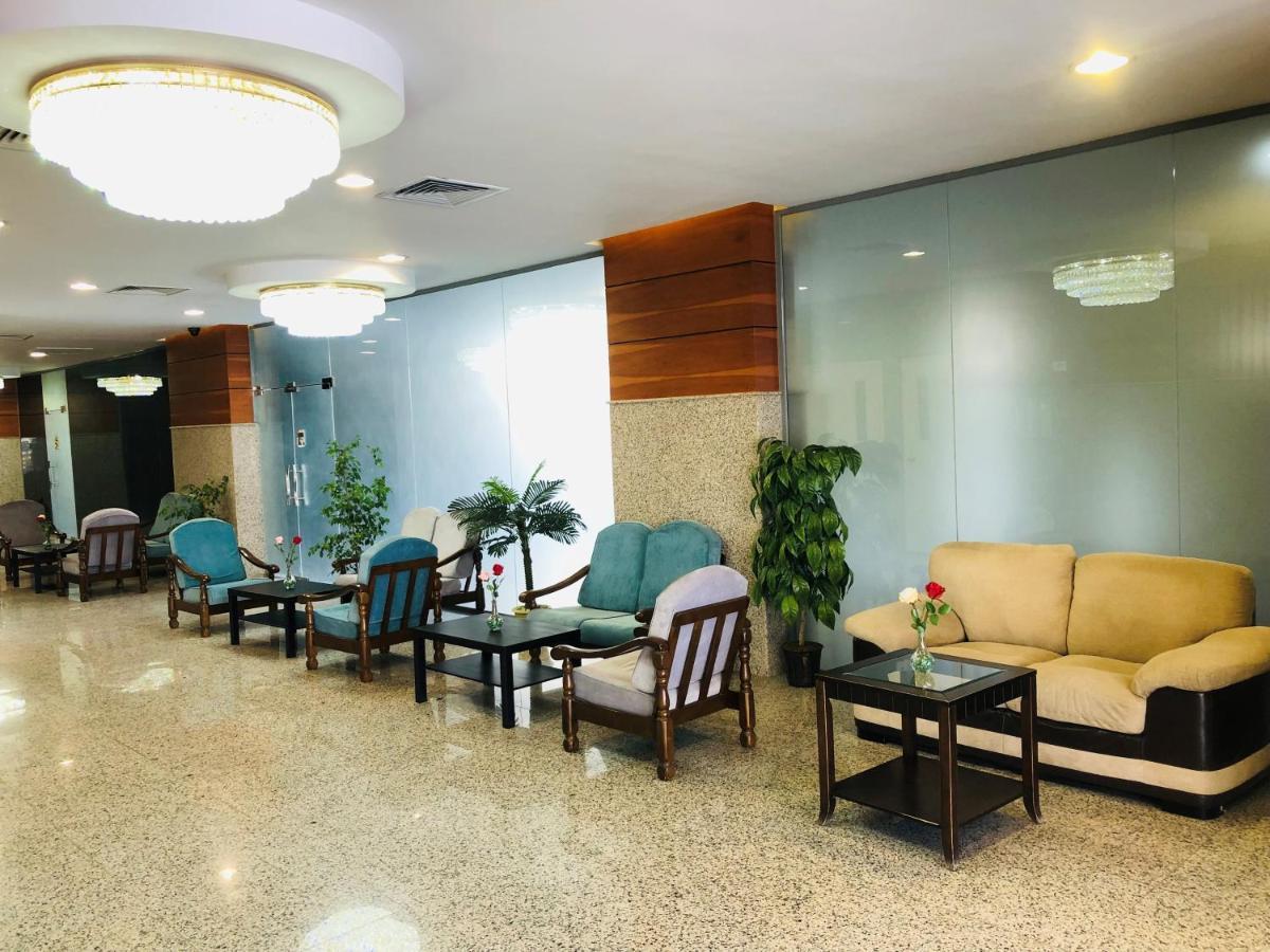 Zodiac Hotel Apartments Fahaheel 科威特 外观 照片