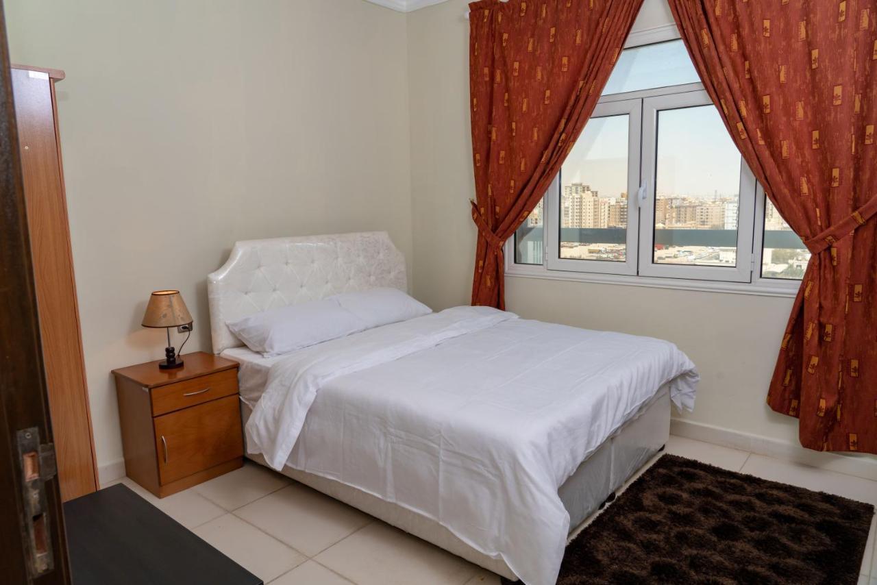 Zodiac Hotel Apartments Fahaheel 科威特 外观 照片