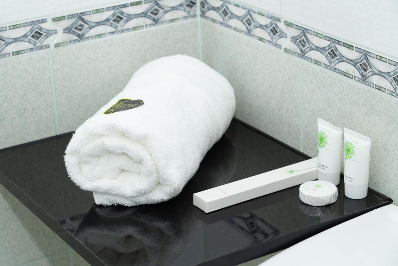 Zodiac Hotel Apartments Fahaheel 科威特 外观 照片