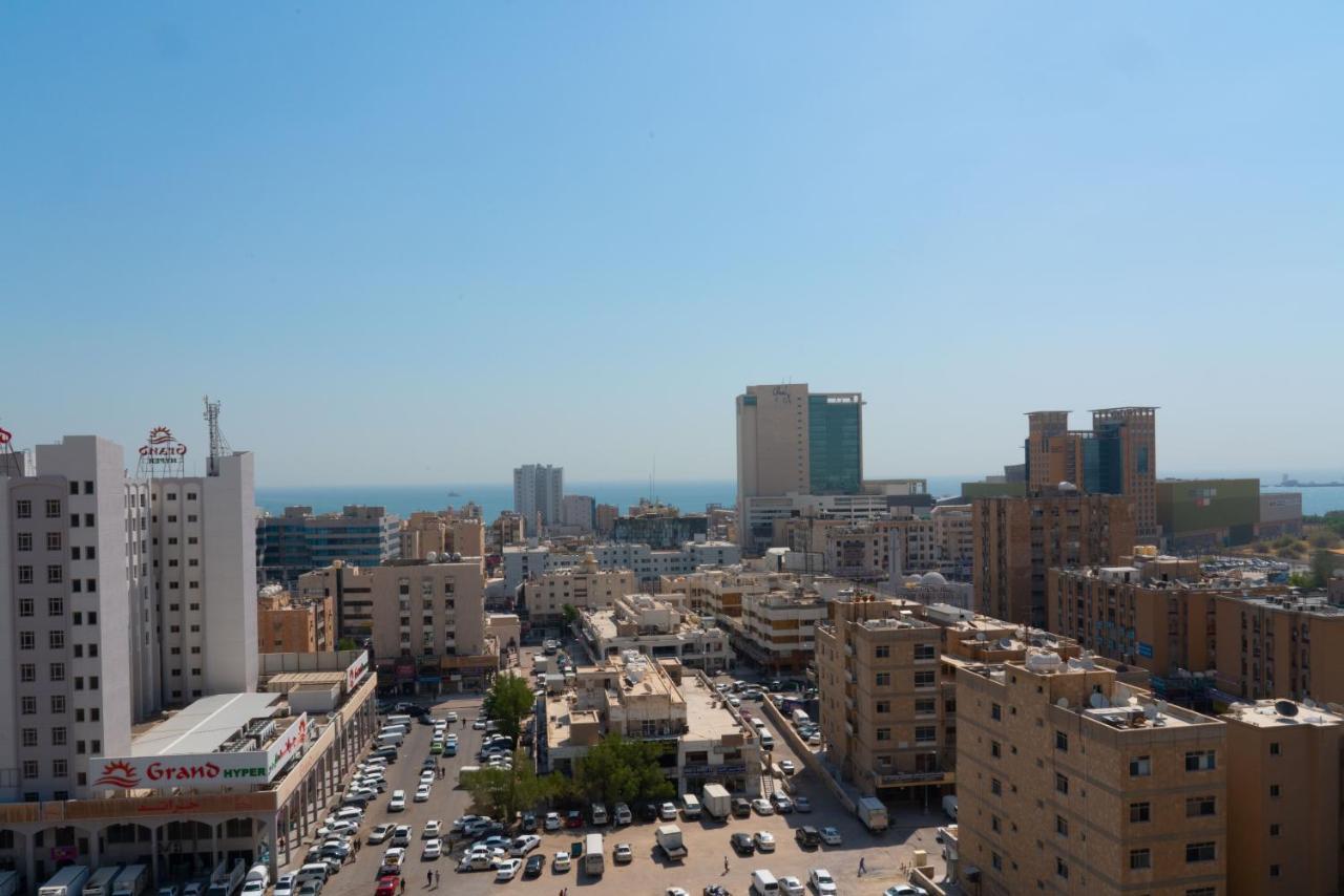 Zodiac Hotel Apartments Fahaheel 科威特 外观 照片