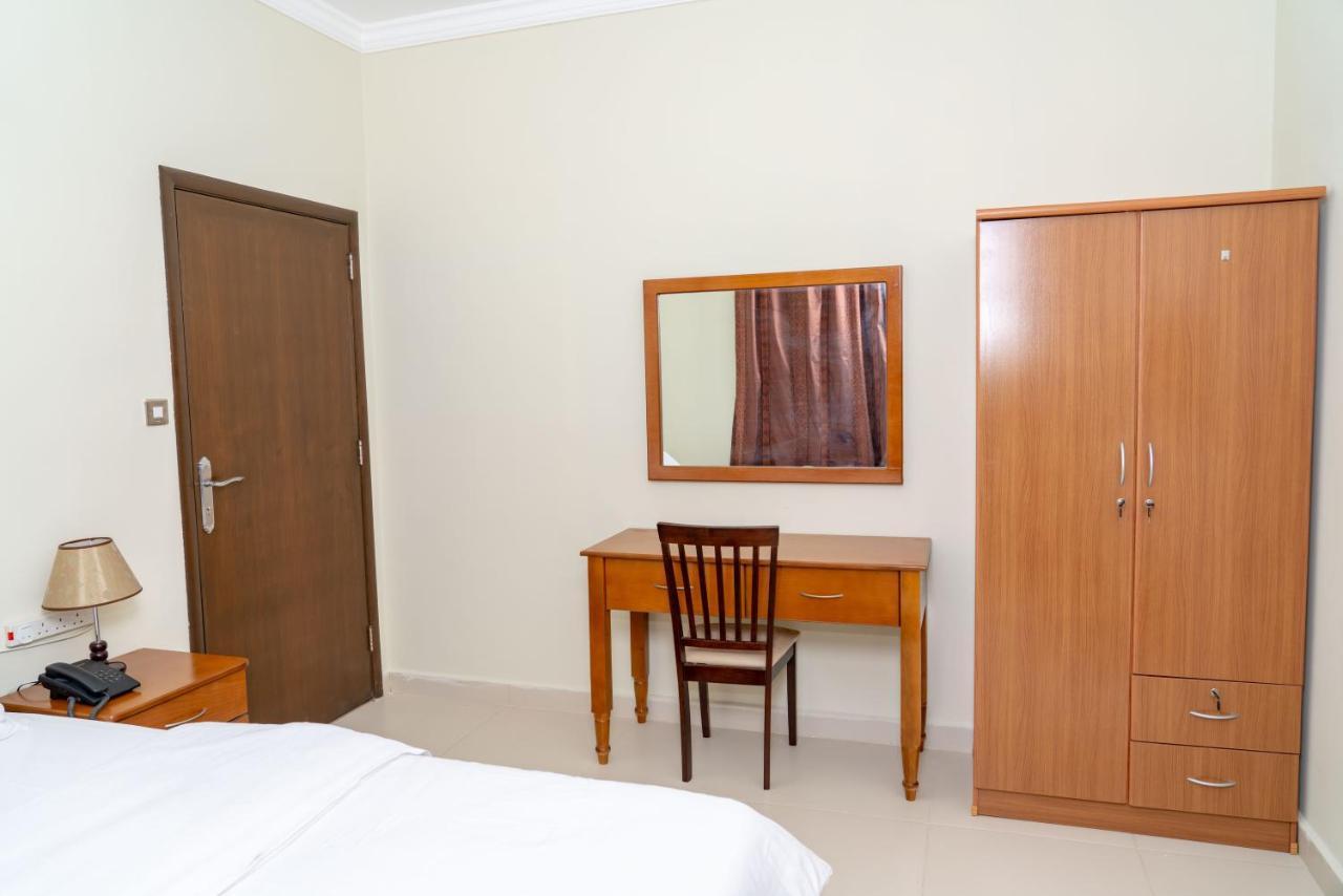 Zodiac Hotel Apartments Fahaheel 科威特 外观 照片