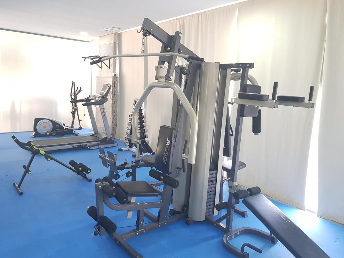 Zodiac Hotel Apartments Fahaheel 科威特 外观 照片